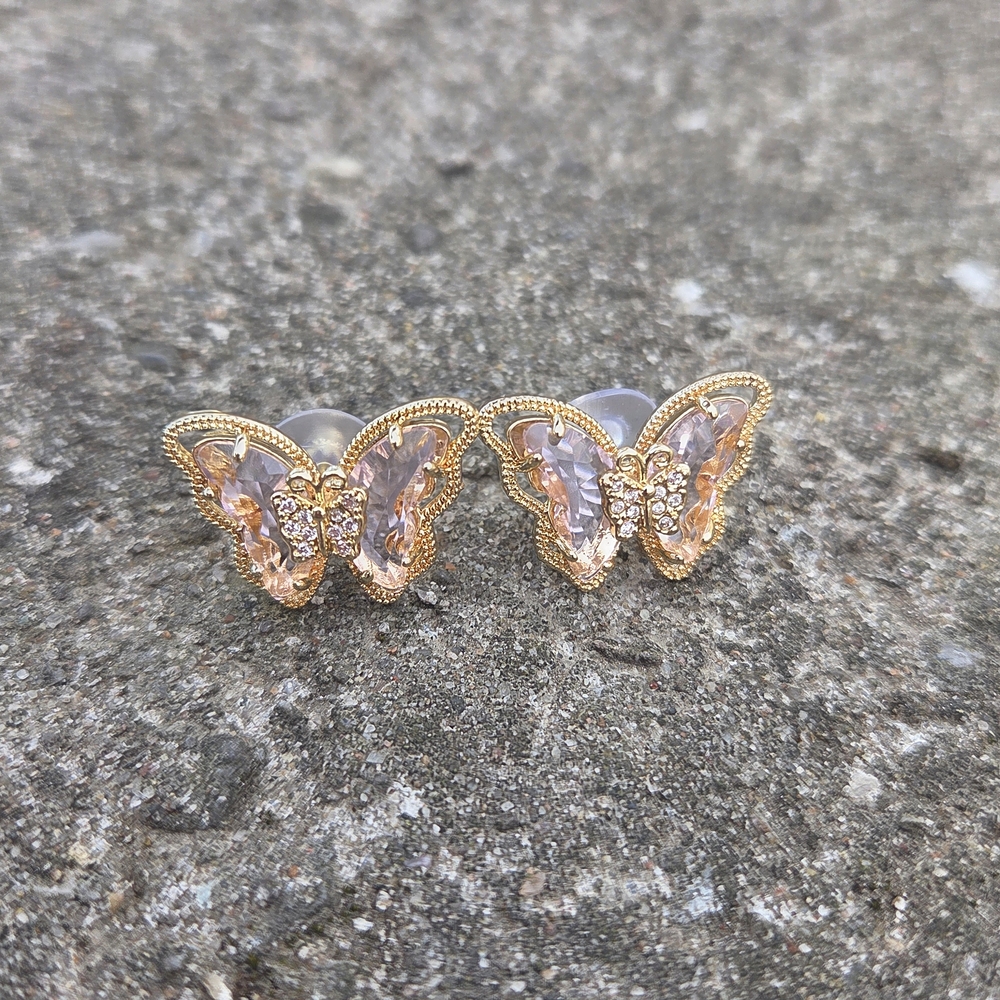 Butterfly Crystal Stud Earrings NWOT - Picture 2 of 3